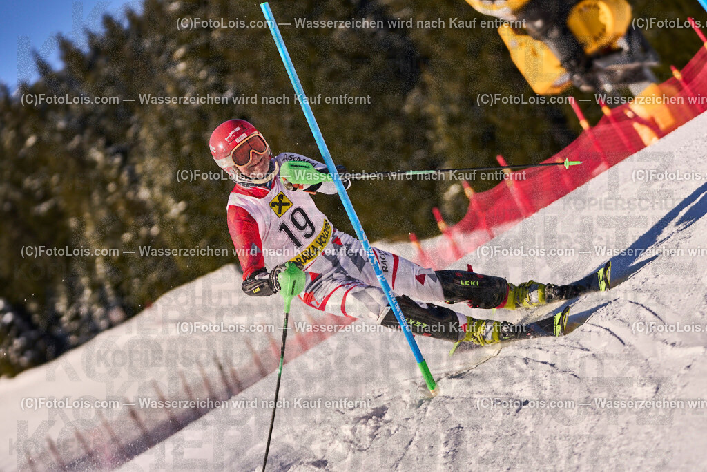 ALP5717_MASTERS-OeM-SL_Glungezer_Kaufmann Johann | Alpine Österreichische Mastersmeisterschaften auf dem Glungezer. Tiroler Skiverband, SC Volders, SLALOM, So 2. März 2025.