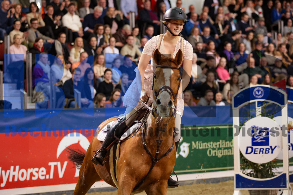 Agravis Cup 2024 - Kostuemspringen {date} -  | {headline}



(Foto: Sebastian Sendlak / BOND)

 - Realisiert mit Pictrs.com