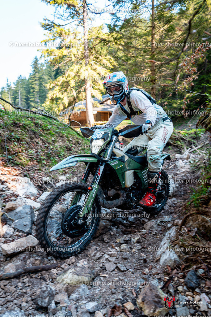 fuernholzer_250501-C1-251 | Fotografische Impressionen von der Red Stag Enduro Extreme by fuernholzer-photography.com. Endurosport in Österreich fotografisch festgehalten von fuernholzer. Auftragsfotografie für Private, Gewerbefotos und Industriefotografie. Eventfotografie, Sportfotografie und Motorsportfotografie. Anbieter von Fotoworkshops, Fototraining, fotografischen Vorträgen und Fotoseminaren.