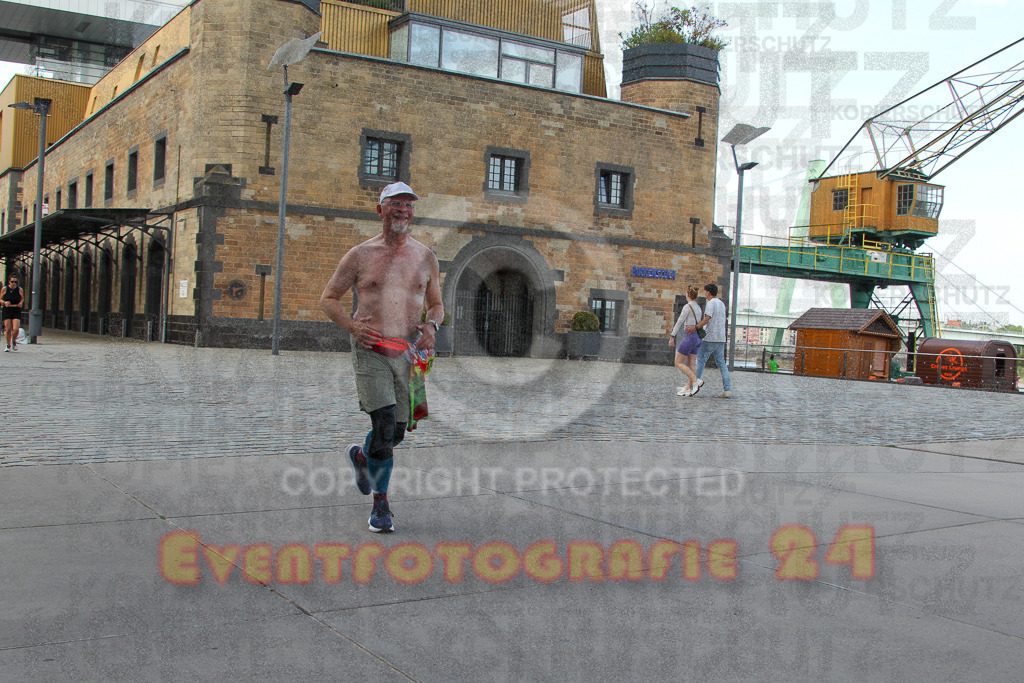 250920_1505_EV4_8089 | Sportfotografie im Rhein-Sieg Kreis, Köln, Bonn, NRW, Rheinland Pfalz, Hessen, etc. Unser Tätigkeitsfeld umfasst den Laufsport vom Volkslauf über den Marathon, Duathlon, Triathon bis zum Ultralauf wie Kölnpfad Ultra oder Schindertrail.