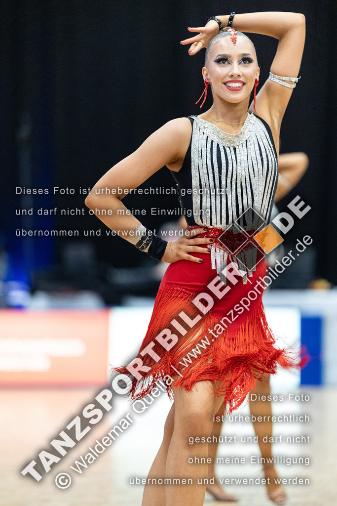 20240406-11184 | Hier finden Sie Tanz Bilder vom Latein und Standard Formationen tanzen. Sportbilder vom Tanzsport. Schöne Fotos und von Weltmeisterschaft, Europameisterschaft, Bundesliga, Regionalliga, Oberliga und Landesliga sowie von GOC Stuttgart, DanceComp, WM Bremen