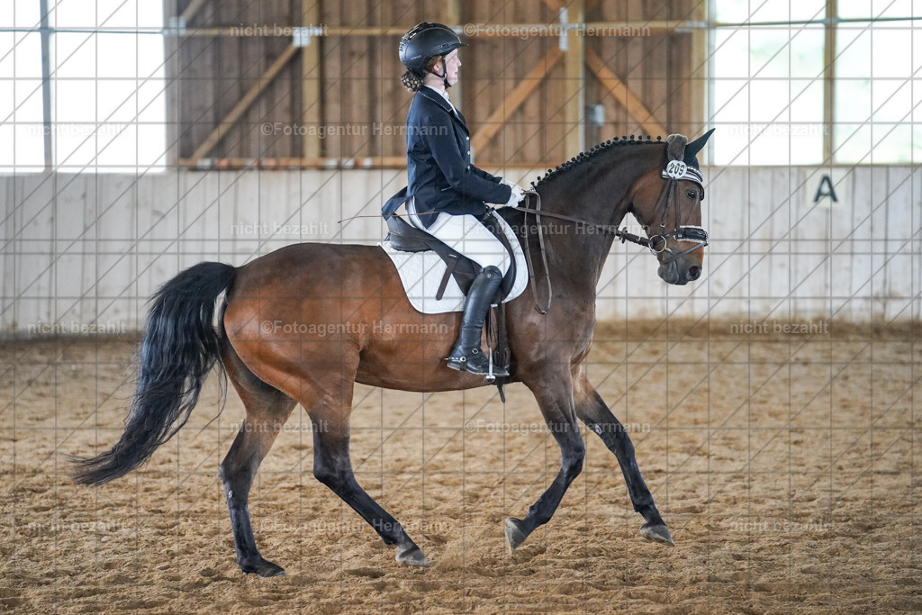 20230520-FAH05686 | Frühjahrsturnier, Landsberg am Lech, 2023, Reitclub Landsberg, Turnierbilder, Fotos Turnier Landsberg, Fotoagentur Herrmann, Turnierfotografen Bayern, Reitsport Fotograf, Pferde Fotograf