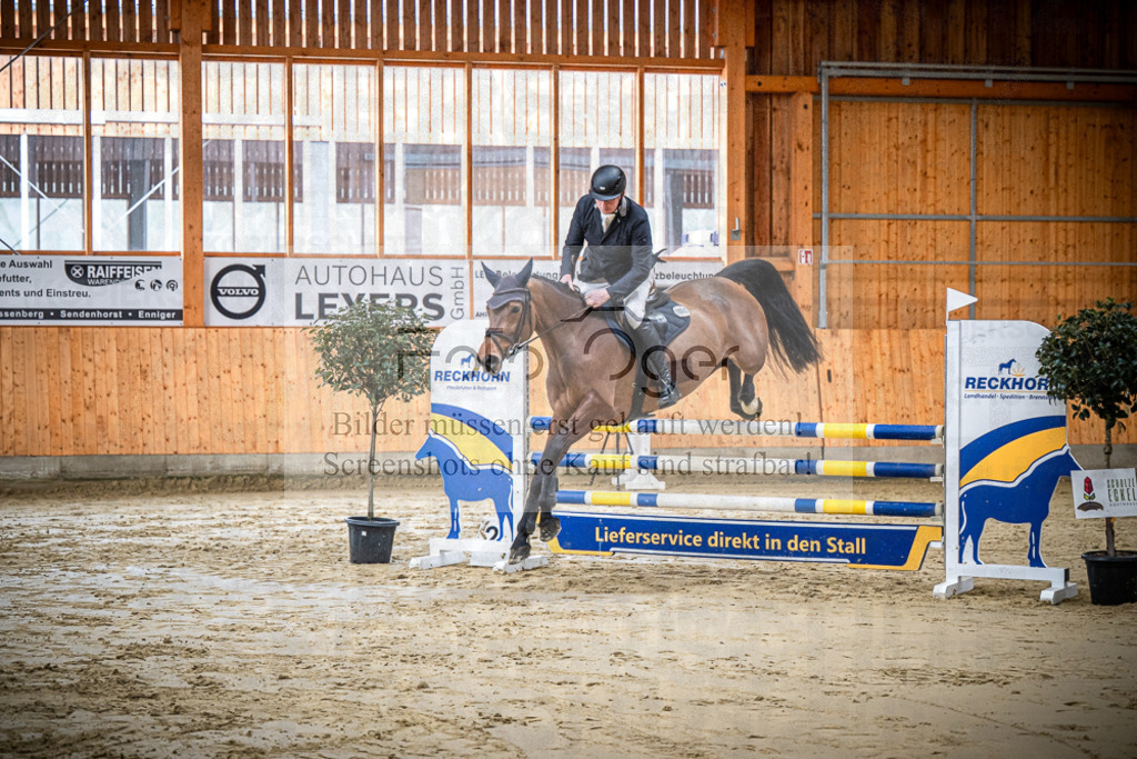 DOS_0448 | Entdecke hochwertige Reitturnierfotos von Foto Oger. Professionell, emotional und authentisch – jetzt Lieblingsmomente im Shop bestellen.Deutschlandweite Turnierfotografie. - Realisiert mit Pictrs.com