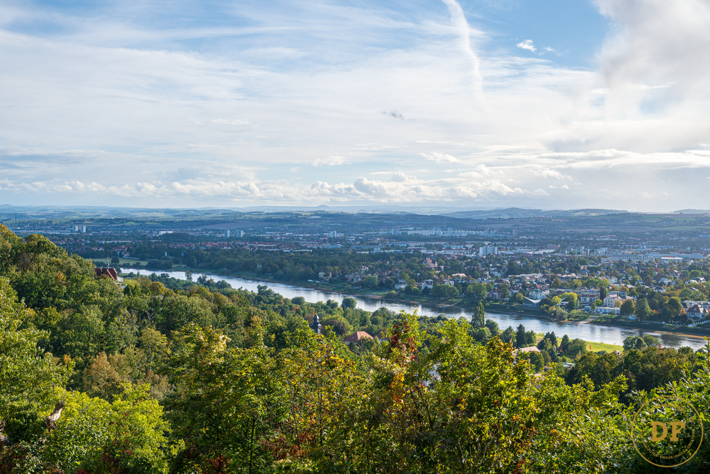 20251005-_DF83603 | Geschenke, Wandbilder und Accessoires mit Motiven aus Dresden und anderen schönen Orten zur Verschönerung Deines zu Hauses und zum verschenken gewünscht? Wähle Deine Lieblingsbild auf dem Produkt Deiner Wahl. 