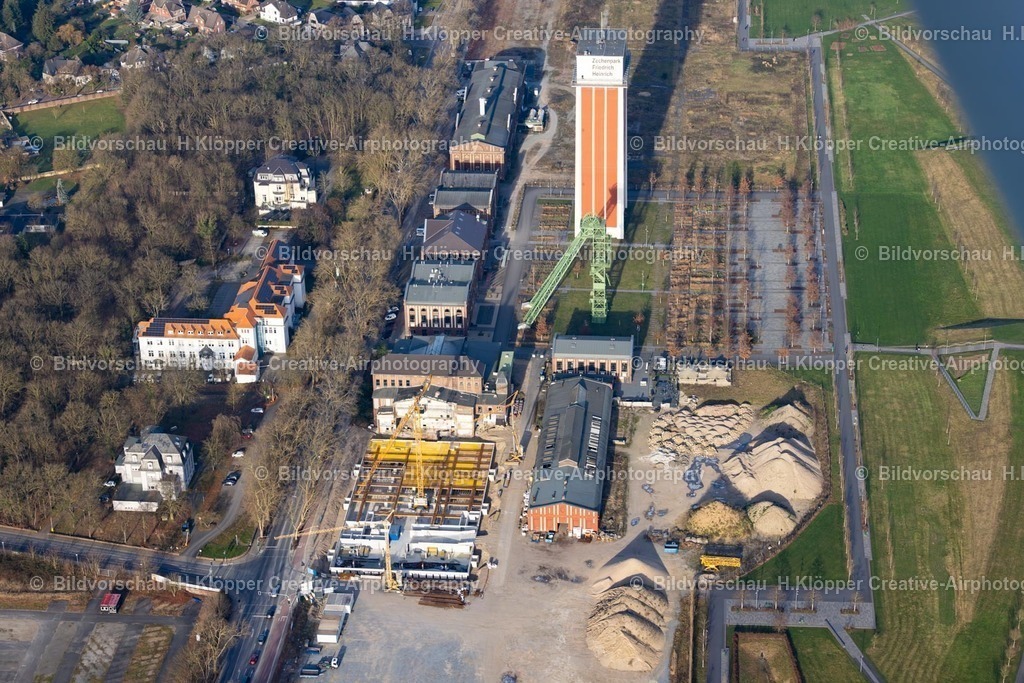 Luftbild Kamp-Lintfort-8363 | Luftbildfotografie Baustelle zum Neubau eines Seniorenzentrums " Belia " an der Straße Friedrich-Heinrich-Allee im Ortsteil Niersenbruch in Kamp-Lintfort - Realisiert mit Pictrs.com
