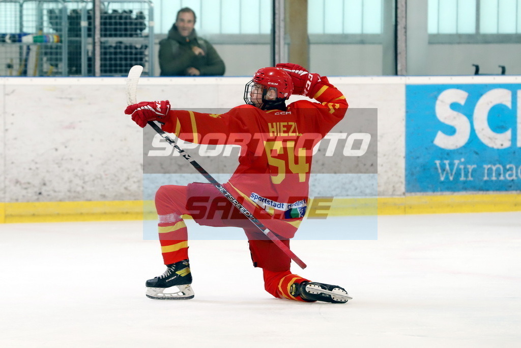 Balazs Hiezl - DEG | Balazs Hiezl - DEG - Realisiert mit Pictrs.com