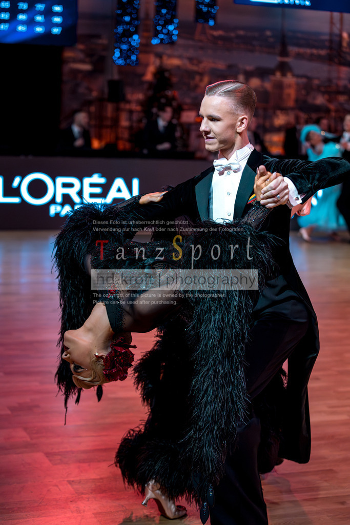 20251214_Baltic-Trophy_2554-2 | Tanzsportbilder, Standardtanz, Lateintanz, WDSF, DTV, LTVB, dancecomp, goc, hessen tanzt, blaues band der spree, walzer, tango, wiener walzer, slowfox, quickstepp, samba, rumba, cha-cha-cha, paso doble. jive, hd-kroft photography, turniertanzsport