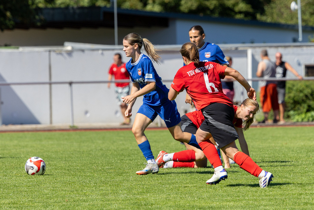 20260906-FCH-Huettlingen_072 | TSV Hüttlingen vs. 1.FC Heidenheim 1846 II, Fußball, Frauen, Bezirkspokal, 2026/2027, 1.Runde, 06.09.2026 in Hüttlingen(Foto: Michael Bulling) - Realisiert mit Pictrs.com