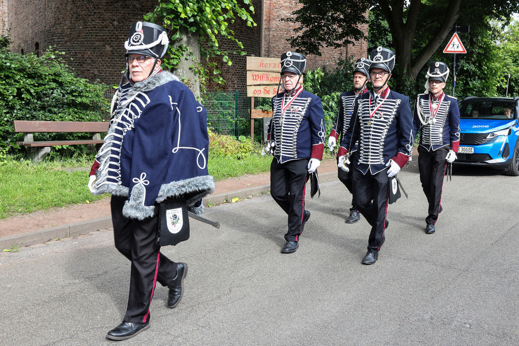 top-top.de 240602-081 | Foto, Video, Fotografie, Videografie, Fotobox, DJ, Discjockey, Musik, Musikbox, Veranstaltung, Photobooth, Amazon, Ebay, Buchtipp, Bestseller, Autor, Verlag, Buch, Wesel, Hamminkeln, NRW, Dinslaken, Rees, Drohne, Hochzeit, Party, Fotobox, Wesel, Fotograf