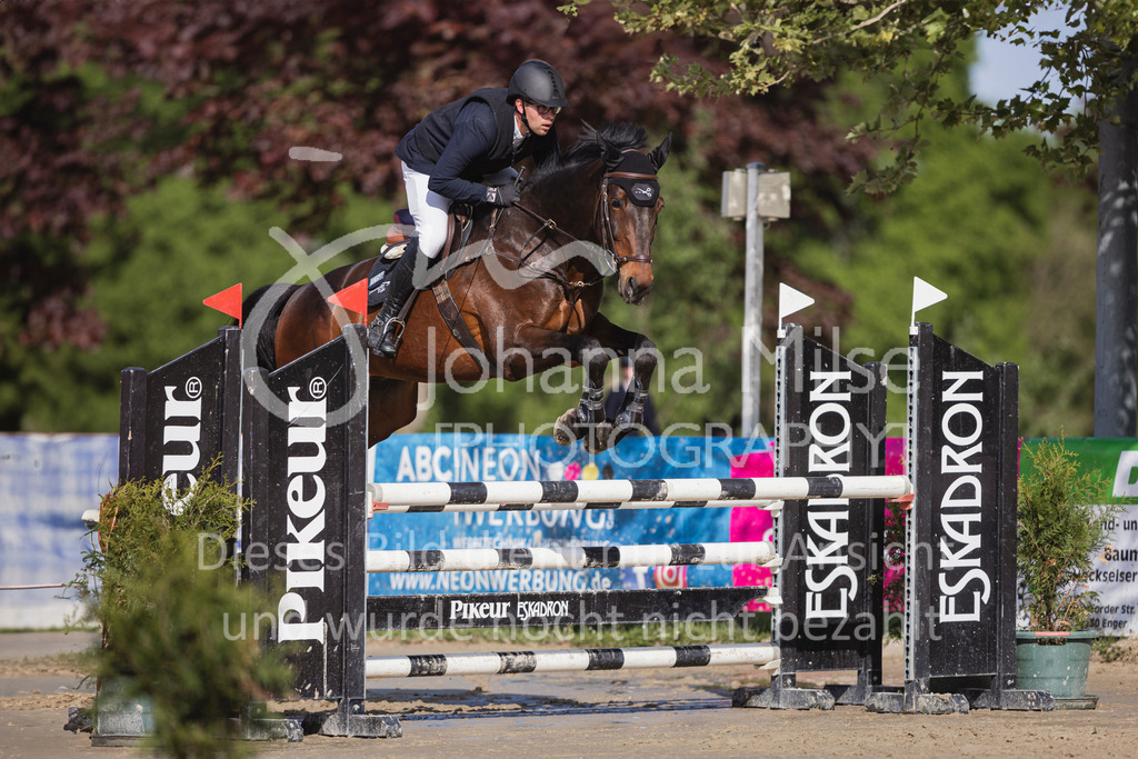 250503_SpengeW_A2-Spr-655 | Deine schönsten Turniermomente als professionelle Fotos! Entdecke hochwertige Pferdesport-Fotografie im Online-Shop. Jetzt Fotos finden & bestellen!