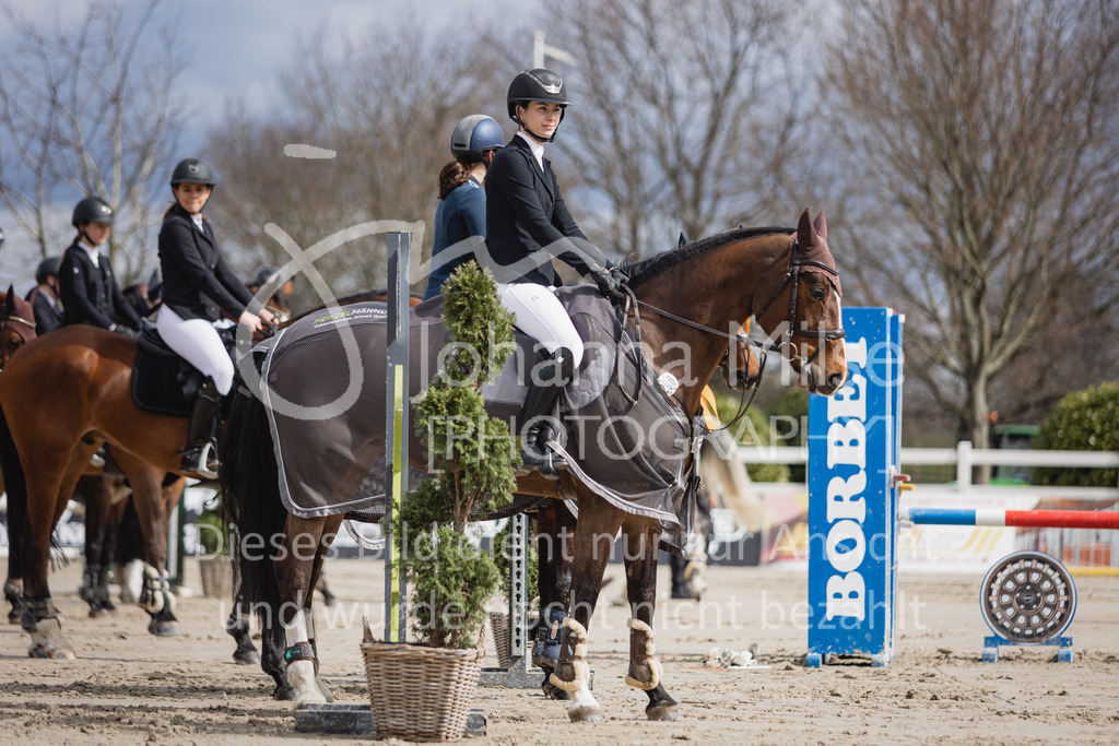 220403_HF-Laar_L-Spr-276 | SEASON OPENING 2022
Herford Laar
03.04.2022
11 Springprüfung Kl.L m.Siegerrunde