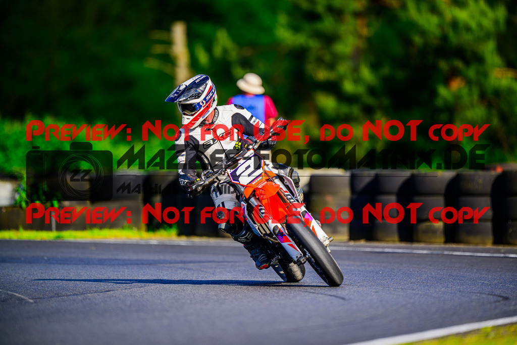 MaZZes_FotoMatrix_240510_6007705_8083 | S4