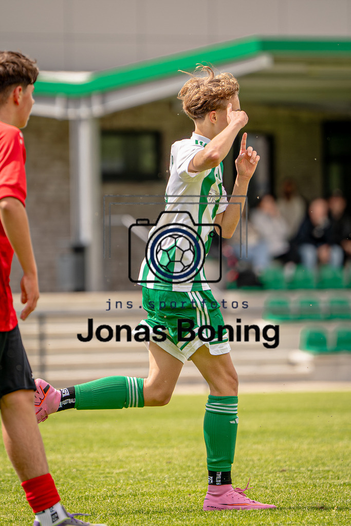 Sportfoto_ I 4902 | jns.sportfotos - Realisiert mit Pictrs.com