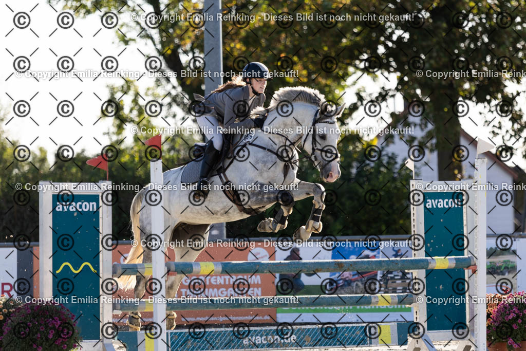 CL5A1093 | Emilia Reinking Fotografie - Realisiert mit Pictrs.com