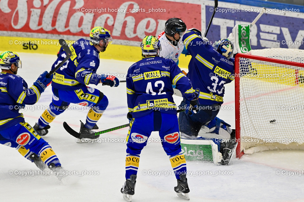 EC IDM WÄRMEPUMPEN VSV vs. Steinbach Black Wings Linz | #42 Alex Wall EC VSV, #35 Joe Cannata EC VSV, #71 Steven Strong EC VSV, #9 Emilio Romig Black Wings Linz, EC IDM WÄRMEPUMPEN VSV vs. Steinbach Black Wings Linz, EC IDM WÄRMEPUMPEN VSV vs. Steinbach Black Wings Linz am 28.11.2025 in Villach (Stadthalle Villach), Austria, (Photo by Bernd Stefan)