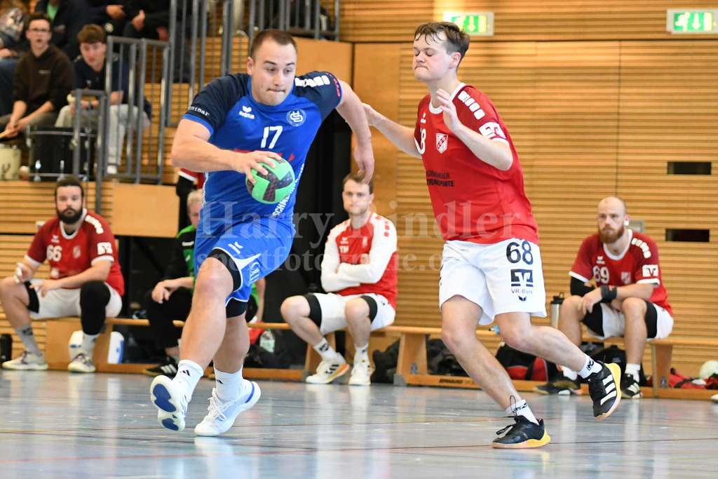 HC Deggendorf : TSV Taufkirchen/Vils | Aaron Zaglauer (HC Deggendorf  #17) - Realisiert mit Pictrs.com