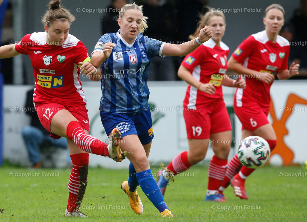 A_LUI_180922_13 | SPORT,FUSSBALL,PLANET PURE FRAUEN BUNDESLIGA SPG UNION KLEINMUENCHEN/BLAU WEISS LINZ—SKV DER POOLBAUER ALTENMARKT 18.09.2022 IM BILD: ELENA GRUENBERGER (KLEINMUENCHEN ) UND KATJA DORN   (ALTENMARKT) FOTO:FOTOLUI