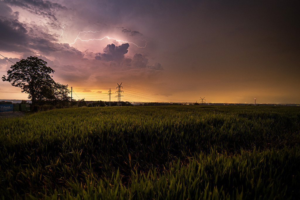Nächtliches Gewitter | Hier jetzt die schönsten Landschaft,Wetter und Tier als Wandbilder und vieles mehr zum günstigen preis bestellen, Der Fotograf aus Heiligenhaus - Realisiert mit Pictrs.com