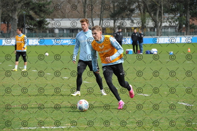 RGE_9058 | Hertha BSC, 2.Bundesliga, Herren, Training, Saison 2025/26, im Bild  Marten Winkler ( Hertha BSC ),  Mittwoch 25.03. 2026,   Fotograf:   Ralf Gebhardt - Realisiert mit Pictrs.com