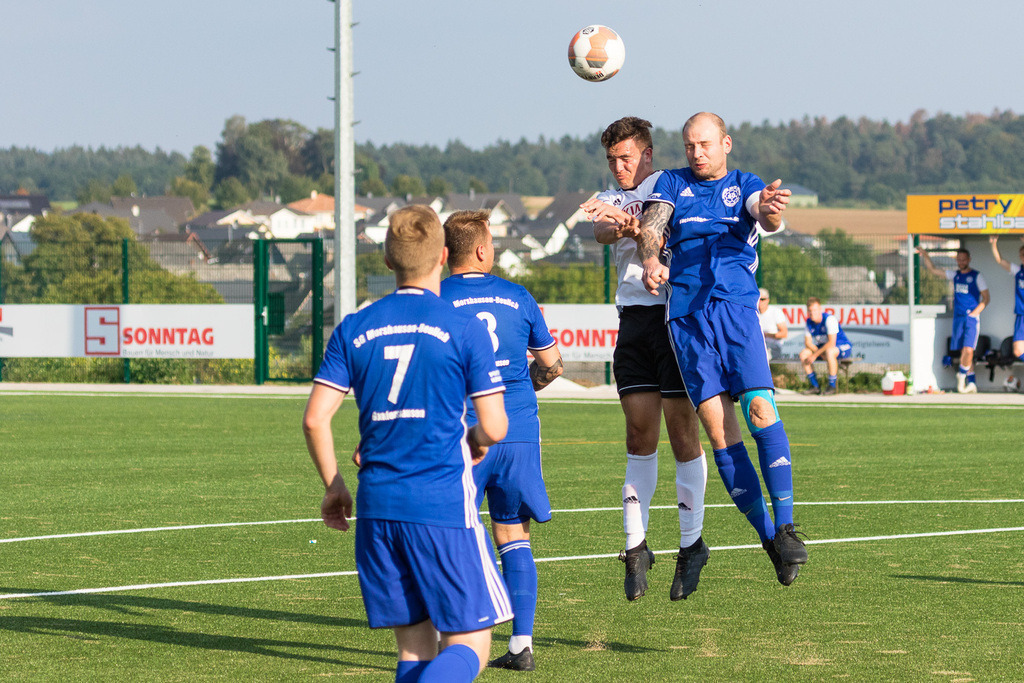 SG Morshausen - TSV Emmelshausen II | Sportfotografie Hermann-Josef Stoffel - Realisiert mit Pictrs.com