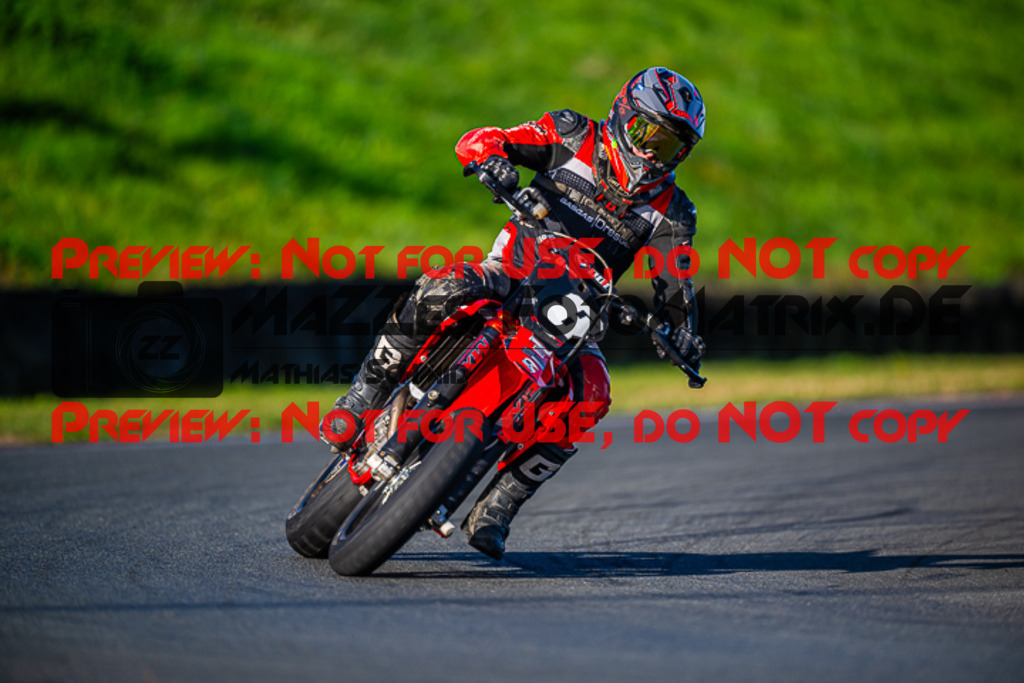 MaZZes_FotoMatrix_230930_1586 | S3