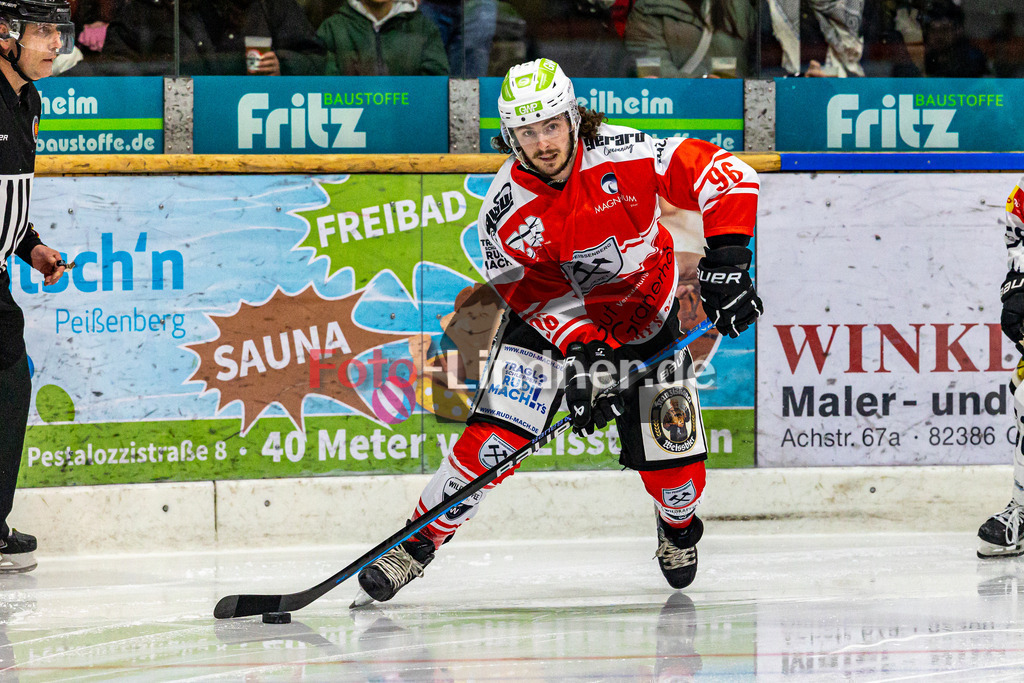 Spiel 1 Viertelfinale TSV Peißenberg Miners vs HC Landsberg Riverkings | Eishockey Bayernliga Playoffs 2023/2024, Spiel 1 Viertelfinale TSV Peißenberg Miners vs HC Landsberg Riverkings, 20240216,
Lynnden PASTACHAK (Miners 97) in Aktion,
2024-02-16 in Peißenberg (Eisstadion)
96 Lynnden PASTACHAK (Miners 97)
Copyright: WolfgangxLindner foto-lindner.de