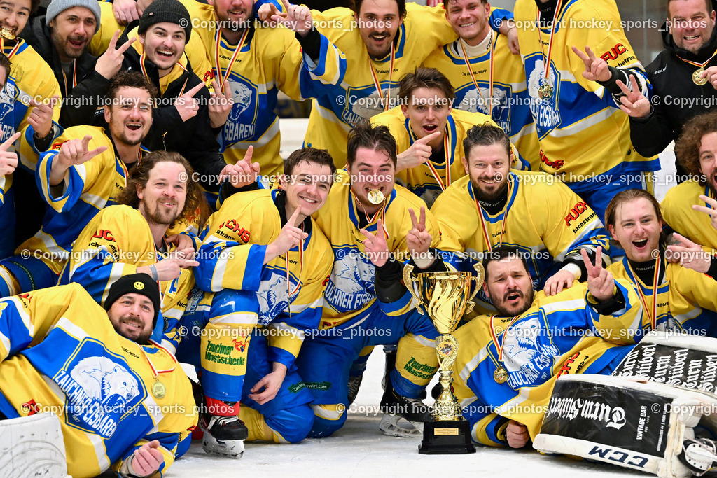 ELV Zauchen vs. EC Tigers Paternion | ELV Zauchen Mannschaft, Meister Pokal, ELV Zauchen vs. EC Tigers Paternion, ELV Zauchen vs. EC Tigers Paternion am 23.02.2025 in Spittal an der Drau (Eissportzentrum Spittal), Austria, (Photo by Bernd Stefan)