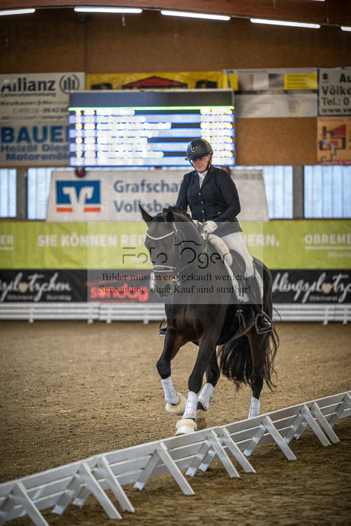 DOS_0118 | Entdecke hochwertige Reitturnierfotos von Foto Oger. Professionell, emotional und authentisch – jetzt Lieblingsmomente im Shop bestellen.Deutschlandweite Turnierfotografie. - Realisiert mit Pictrs.com
