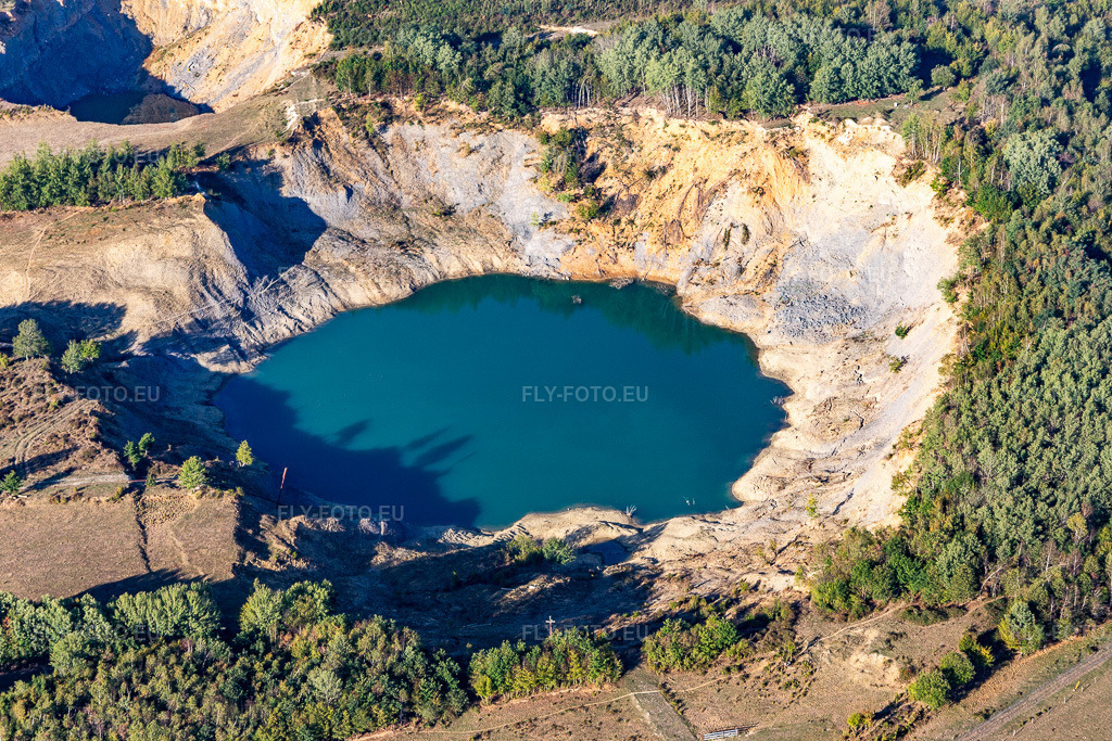 Vue aérienne: Mine à ciel ouvert à Lenoncourt dans le département Meurthe et Moselle, France. Photo: IMG_118182.jpg prise le 15/09/2019 par Werner Riehm/FLY-FOTO.eu – Résolution de l'original: 5472 x 3648 px