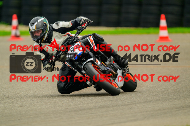 MaZZes_Fotomatrix_20241003_6007705_5436 | ROT