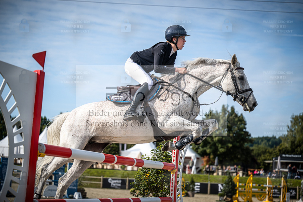 DOS_5796 | Entdecke hochwertige Reitturnierfotos von Foto Oger. Professionell, emotional und authentisch – jetzt Lieblingsmomente im Shop bestellen. - Realisiert mit Pictrs.com