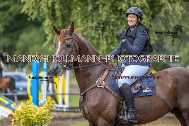 17.8 SPR L (784 von 875) | mandyhollmannphotographie
