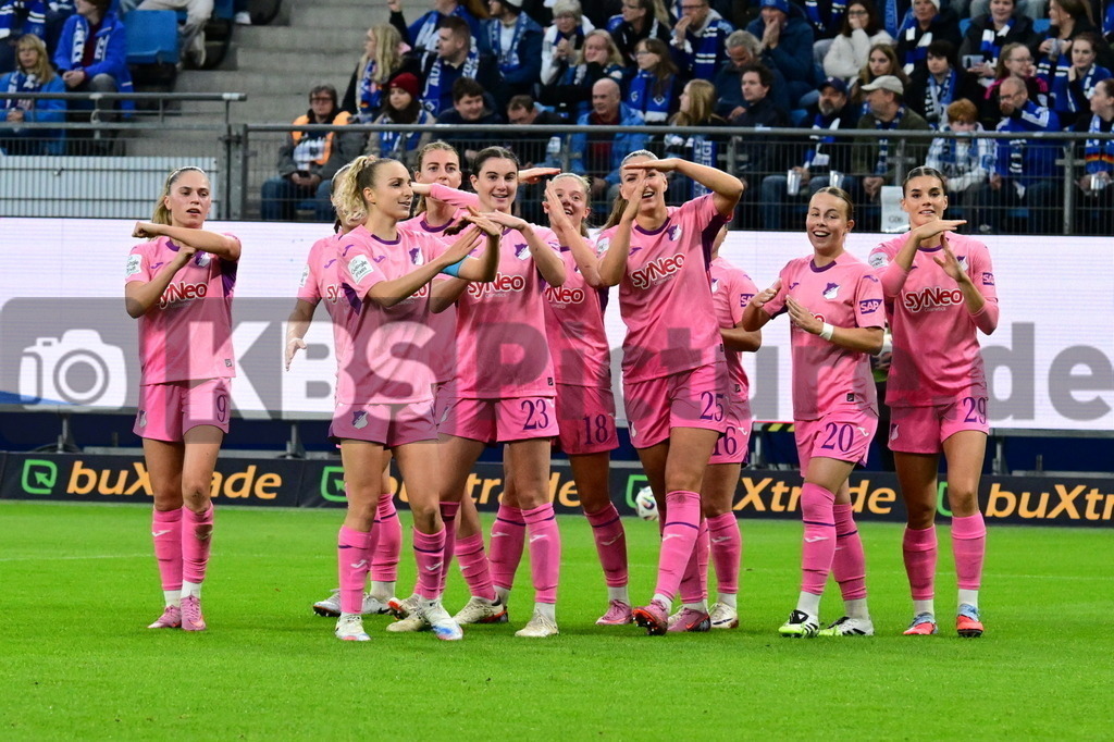 KBS Picture_HSV-Hoffenheim_Frauen_004 | Hoffenheim Frauen Torjubel zum 1:0 Torschuetze ist Koessler Melissa (TSG Hoffenheim Frauen) ,Sportplatz :  Volksparkstadion, - Realisiert mit Pictrs.com