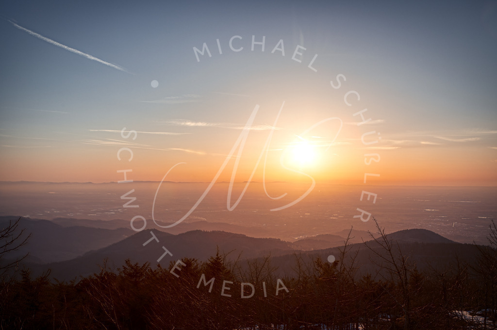 2021-03-30 Hornisgrinde-71 | Sonnenuntergang auf der Hornisgrinde - Realisiert mit Pictrs.com