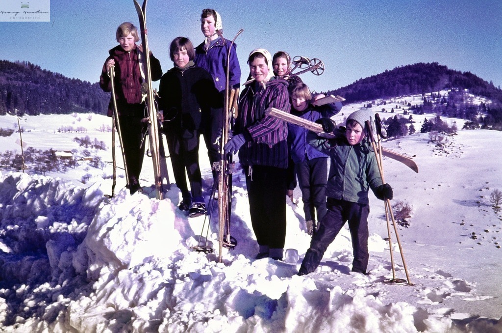 Winterschule 3 | Fotoblog Schwarzwald, Foto Blog Wiesental, Pfaffenberg, Winterzauber, Zeller Bergland, Zell im Wiesental, Fotoblog Wiesental, Landschaftsfotos, Bilder Wiesental, Natur, Naturbilder, Fastnacht, Zeller Fastnacht, Zeller Fasnacht, Zeller Bergland, Belchen, - Realisiert mit Pictrs.com