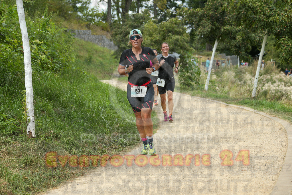 250824_1418_EX1_5751 | Sportfotografie im Rhein-Sieg Kreis, Köln, Bonn, NRW, Rheinland Pfalz, Hessen, etc. Unser Tätigkeitsfeld umfasst den Laufsport vom Volkslauf über den Marathon, Duathlon, Triathon bis zum Ultralauf wie Kölnpfad Ultra oder Schindertrail.