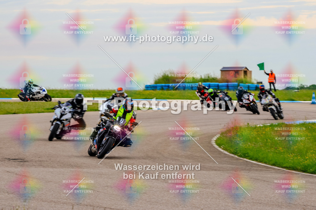 MotoTeam-1864 | Hier findet Ihr Bilder von Touristenfahrten auf der Nürburgring Nordschleife oder von anderen Veranstaltungen die ich besucht habe. Viel Spass beim Durch Schauen 