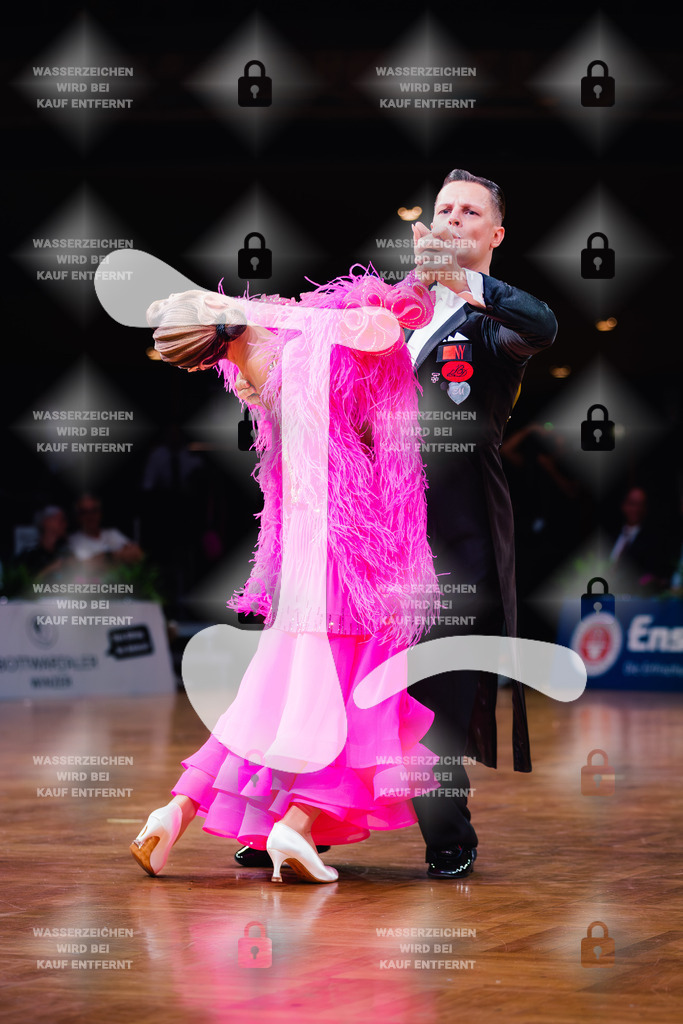 GOC 2025 - WDSF PD Super Grand Prix Standard 3rd (11) Edgaras Baltaragis _ Indre Baltarage (Lithuania)-2025-08-21-1911 | Webshop for digital downloads and prints of dance sport, event & show photographer Julian Link - Realisiert mit Pictrs.com