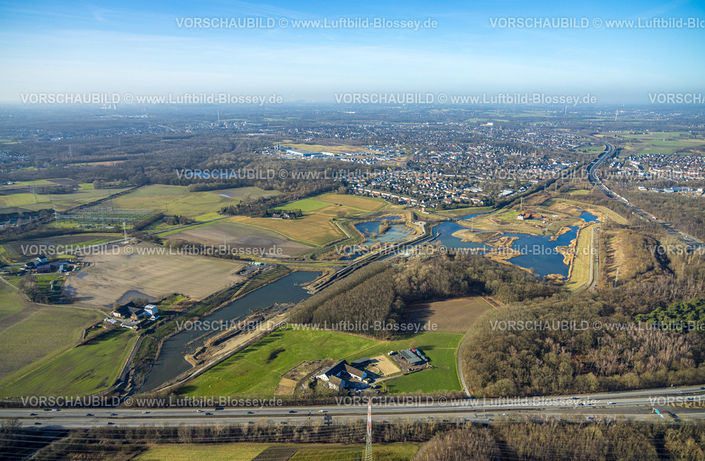 Dortmund240102472 | Luftbild, Hochwasserrückhaltebecken Mengede / Emscher-Auen, Hof Emschertal, Wohngebiet Ortsteil Ickern, Ickern, Castrop-Rauxel, Ruhrgebiet, Nordrhein-Westfalen, Deutschland