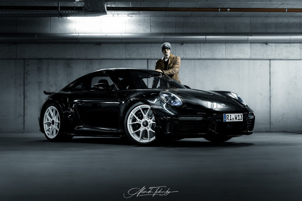 911 Turbo 992 | Entdecken Sie die faszinierende Welt von Alexander Tschuncky Arts: Kreative Fotografie, atemberaubende Automobilkunst und hochwertiger Bilderdruck. Lassen Sie sich inspirieren! - Realisiert mit Pictrs.com