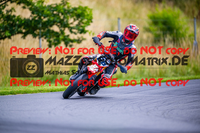 MaZZes_FotoMatrix_240713_6007705_8274 | S1