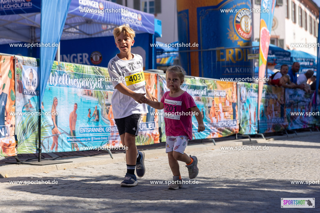 VJ__3115 | Stadtlauf Erding 2025 #stadtlauferding #erdingstadtlauf #stadtlauf_erding #laufmotivation #trisporterding #yourpictrs #sportshot_your_pictrs