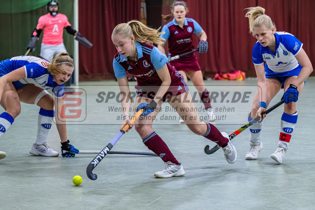 SM_20260110-DZ9_9538 | 1.Bundesliga Hallenhockey  (W) UHC - GTHGC / 7:4 (4:3)