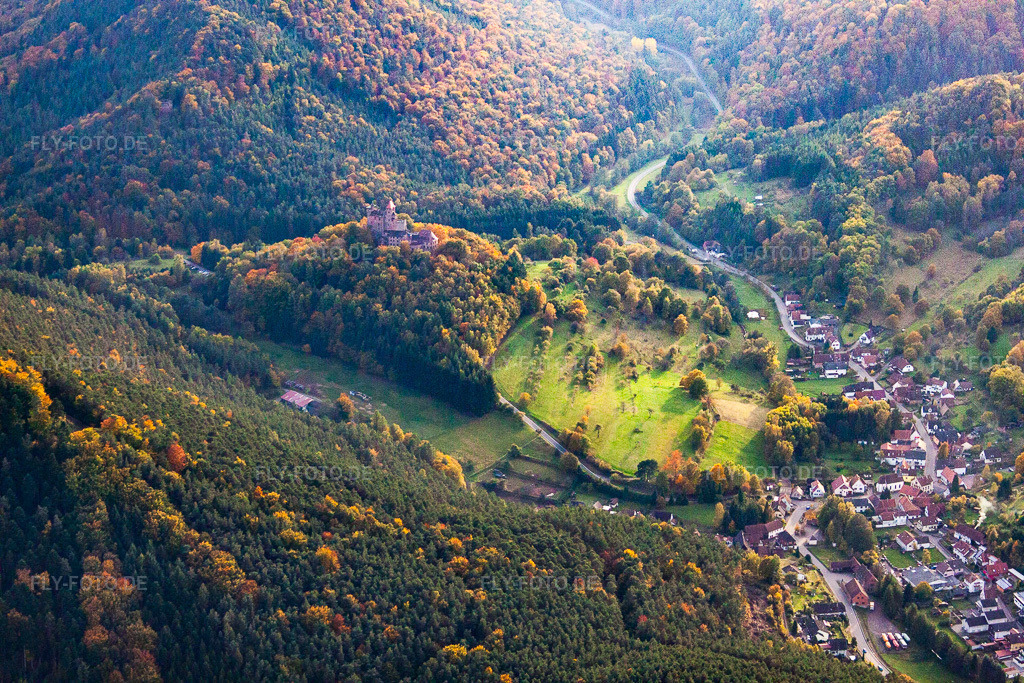 Luftbild: Erlenbach bei Dahn, Burg Berwartstein in Erlenbach bei Dahn im Bundesland Rheinland-Pfalz in Deutschland. Foto: IMG_53908.jpg vom 20.10.2012 durch Werner Riehm/FLY-FOTO.de