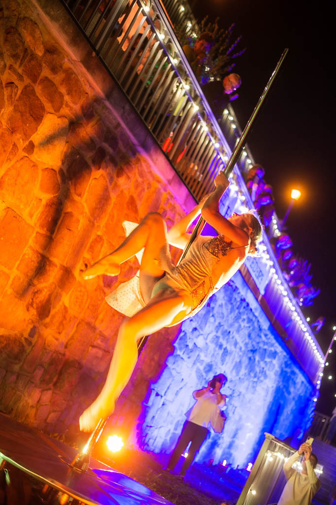 Tango meets Cuba | Tango meets Cuba mit den Klazz Brothers & Cuba Percussion im Forte Belvedere Leisnig zum Festival Hallo Leisnig 2022. - Realisiert mit Pictrs.com