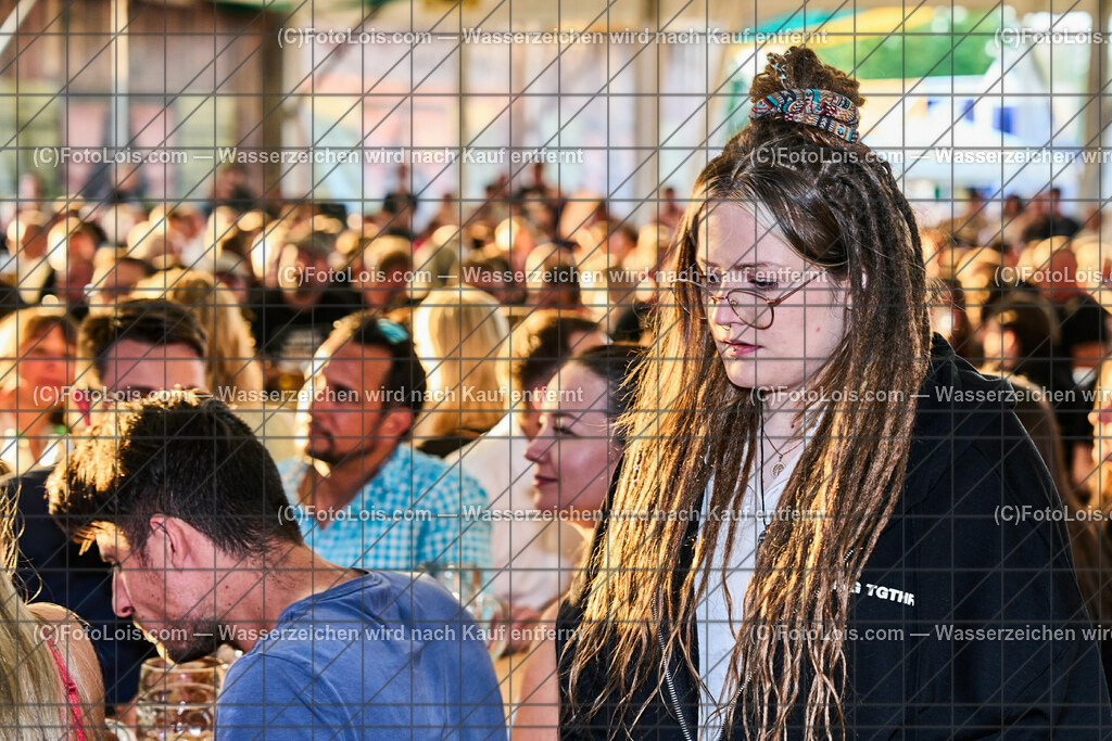 ALP5153_VOLKSFEST_Bieranstich | (C)FotoLois.com, Alois Spandl, BIERANSTICH im Festzelt beim WIESELBURGER VOLKSFEST mit den TSCHECHEN als Vorband und dem Auftritt von Die HIGHLIGHTS, Mi 28. Juni 2023.