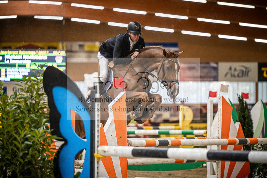 DOS_1668 | Entdecke hochwertige Reitturnierfotos von Foto Oger. Professionell, emotional und authentisch – jetzt Lieblingsmomente im Shop bestellen.Deutschlandweite Turnierfotografie. - Realisiert mit Pictrs.com