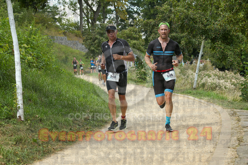 250824_1346_EX1_3602 | Sportfotografie im Rhein-Sieg Kreis, Köln, Bonn, NRW, Rheinland Pfalz, Hessen, etc. Unser Tätigkeitsfeld umfasst den Laufsport vom Volkslauf über den Marathon, Duathlon, Triathon bis zum Ultralauf wie Kölnpfad Ultra oder Schindertrail.