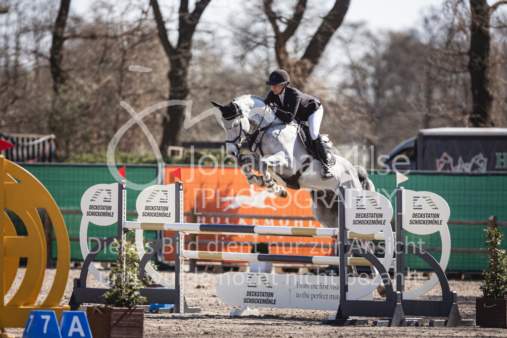 250408_Mühlen_SprPf-L-416 | Deine schönsten Turniermomente als professionelle Fotos! Entdecke hochwertige Pferdesport-Fotografie im Online-Shop. Jetzt Fotos finden & bestellen!