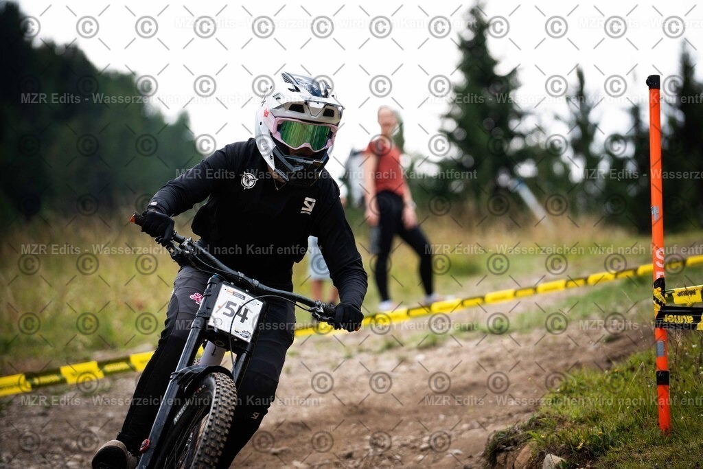 x-294 | mzredits - Realisiert mit Pictrs.com